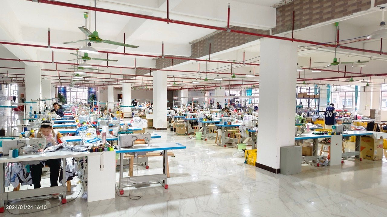 Custom Football Uniforms Factory Production